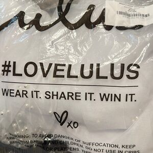 Lulus Breathtaking Entrance White Pearl Tulle Floor-Length Veil